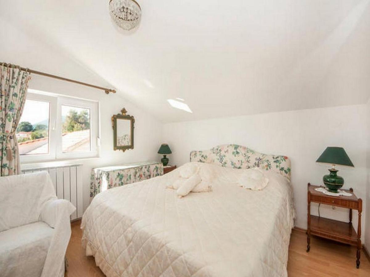 Apartment Bertie's